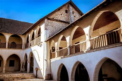Innenhof des Timios Stavros Monastery